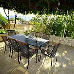 Lolita By Interhome * Račišće