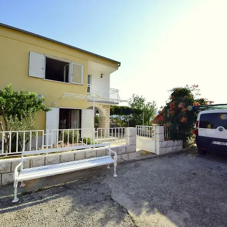 Lolita By Interhome Feriehus Račišće