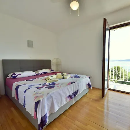 Lolita By Interhome *