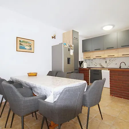 Lolita By Interhome Vakantiehuis