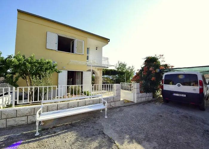 Lolita By Interhome بيت للعطل Račišće