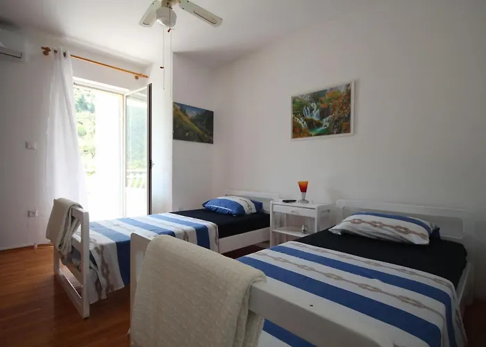 Lolita By Interhome Račišće