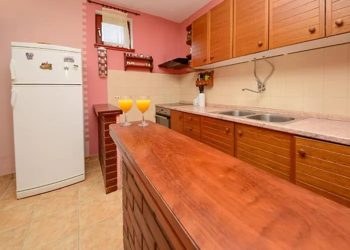 بيت للعطل Lolita By Interhome Račišće